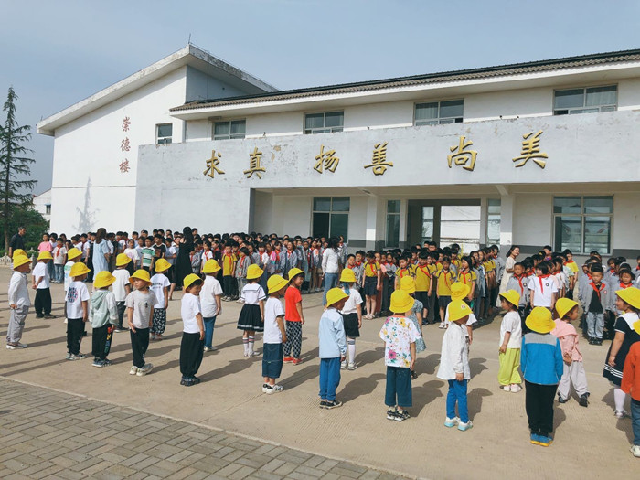 “初遇小学 体验成长”阿湖镇鸣九幼儿园幼小衔接活动