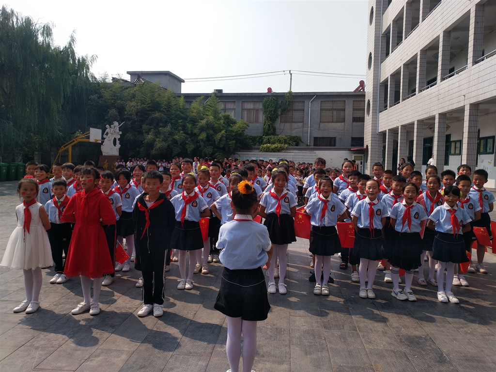 壮丽70年  歌唱新时代